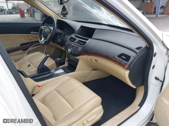 2010 Honda Accord Crosstour EX-L with VIN 5J6TF1H57AL016272, listed as a IAAI auction lot 41501665 with 162,314 mi miles. Bid and sale history available at carsss.com. Image 5.