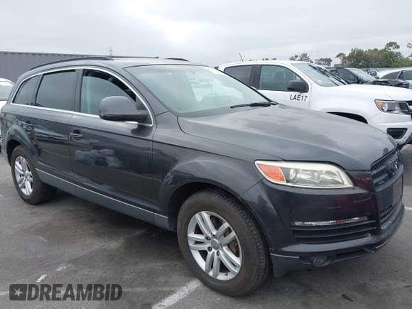 2007 Audi Q7 with VIN WA1AV74LX7D041803, listed as a IAAI auction lot 42744430 with 191,131 mi miles and . Bid and sale history available at DreamBid. Image 1.