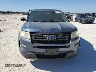 2016 Ford Utility Police Interceptor with VIN 1FM5K8AT3GGC35870, listed as a Copart auction lot 43431505 with 82,931 mi miles and Salvage Title. Bid and sale history available at carsss.com. Image 5.