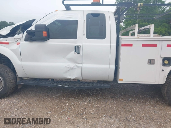 2015 Ford F-250 XL с VIN 1FD7X2B6XFEB07605, выставлен на аукционе IAAI как лот 42160604 с пробегом Не указан миль и . История ставок и продаж доступна на DreamBid. Изображение 14.