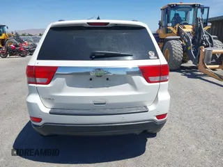 2012 Jeep Grand Cherokee Laredo with VIN 1C4RJEAG0CC210274, listed as a IAAI auction lot 42099944 with 177,527 mi miles. Bid and sale history available at carsss.com. Image 16.
