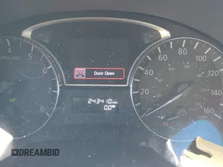 2014 Nissan Altima SV with VIN 1N4AL3AP4EC403967, listed as a IAAI auction lot 41557234 with 243,410 mi miles and . Bid and sale history available at DreamBid. Image 7.