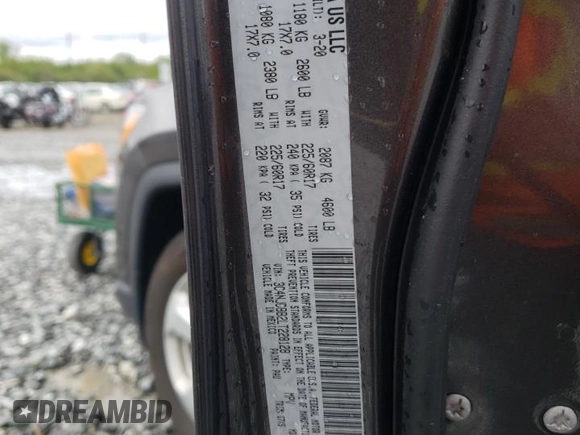 2020 Jeep Compass Latitude with VIN 3C4NJDBB2LT228128, listed as a Copart auction lot 57214605 with 46,218 mi miles and Salvage title. Bid and sale history available at DreamBid. Image 13.