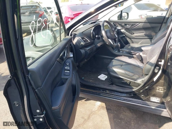 2018 Subaru Crosstrek Limited with VIN JF2GTAJC8JH332440, listed as a IAAI auction lot 41504398 with NaN miles. Bid and sale history available at carsss.com. Image 5.