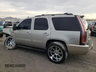 2009 Chevrolet Tahoe LTZ z VIN 1GNFC33039R211675, wystawiony jako Copart lot #81432314 z przebiegiem 189 499 mil mil oraz Szkoda całkowita • Salvage title. Historia ofert i sprzedaży dostępna na DreamBid. Obrazek 2.