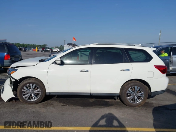 2019 Nissan Pathfinder SV z VIN 5N1DR2MN9KC628340, wystawiony jako IAAI lot #42263841 z przebiegiem 110 951 mil mil oraz . Historia ofert i sprzedaży dostępna na DreamBid. Obrazek 14.