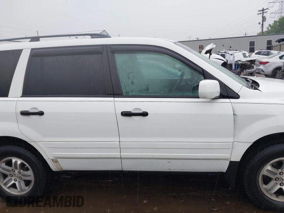 2005 Honda Pilot EX-L z VIN 5FNYF18595B052324, wystawiony jako IAAI lot #42366327 z przebiegiem 153 121 mil mil oraz . Historia ofert i sprzedaży dostępna na DreamBid. Obrazek 13.