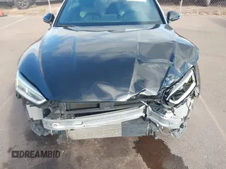 2018 Audi A5 Cabriolet Premium Plus z VIN WAUYNGF54JN008779, wystawiony jako IAAI lot #40763875 z przebiegiem 53 346 mil mil oraz . Historia ofert i sprzedaży dostępna na DreamBid. Obrazek 6.