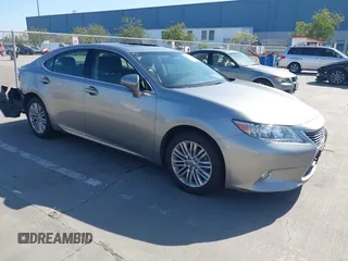 2015 Lexus ES 350 with VIN JTHBK1GG3F2196961, listed as a IAAI auction lot 42003591 with 82,580 mi miles. Bid and sale history available at carsss.com. Image 1.