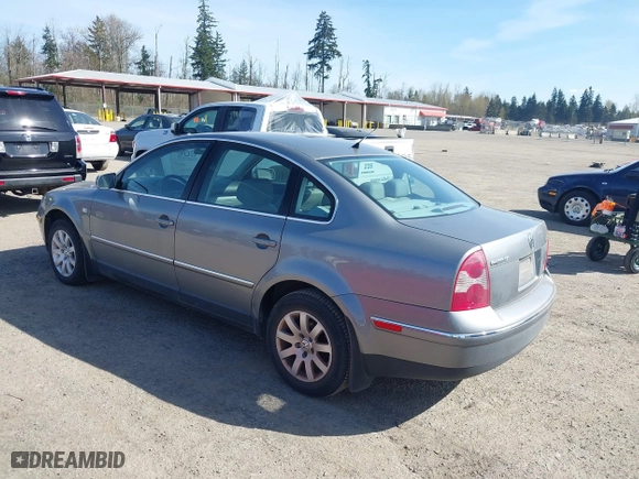 2003 Volkswagen Passat GLS with VIN WVWPD63B63P099079, listed as a IAAI auction lot 41963074 with 147,822 mi miles. Bid and sale history available at carsss.com. Image 3.