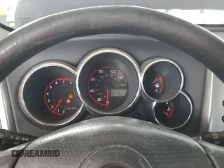 2004 Pontiac Vibe with VIN 5Y2SL62824Z459649, listed as a Copart auction lot 59057345 with 220,515 mi miles and Salvage title. Bid and sale history available at DreamBid. Image 9.