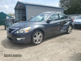 2013 Nissan Altima SV z VIN 1N4BL3AP1DC193296, wystawiony jako Copart lot #51278125 z przebiegiem 105 157 mil mil oraz Szkoda całkowita • Salvage title. Historia ofert i sprzedaży dostępna na DreamBid. Obrazek 1.