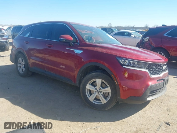 2022 Kia Sorento LX with VIN 5XYRG4LC1NG112128, listed as a IAAI auction lot 41685940 with 89,624 mi miles. Bid and sale history available at carsss.com. Image 1.