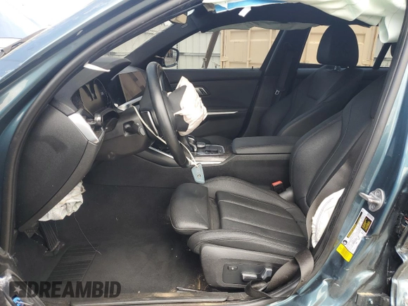 2020 BMW 3 Series 330i z VIN 3MW5R1J02L8B33169, wystawiony jako Copart lot #55660155 z przebiegiem 53 585 mil mil oraz Nie do naprawy • Non repairable. Historia ofert i sprzedaży dostępna na DreamBid. Obrazek 7.