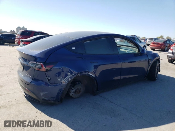 2022 Tesla Model Y Long Range with VIN 7SAYGDEE1NF481639, listed as a Copart auction lot 49896125 with Not Provided miles and Salvage Title. Bid and sale history available at carsss.com. Image 3.