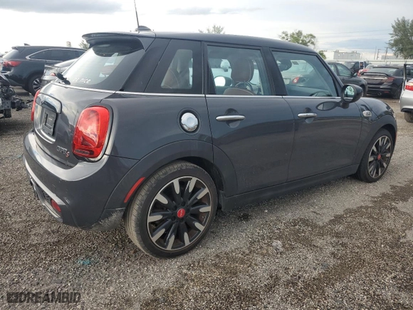 2021 MINI Hardtop 4 Door Cooper S with VIN WMWXU9C06M2N79893, listed as a Copart auction lot 60160654 with 37054 miles and Non Repairable. Bid and sale history available at carsss.com. Image 3.