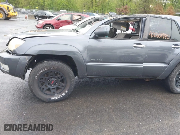 2004 Toyota 4Runner SR5 with VIN JTEBU14R840050447, listed as a IAAI auction lot 42201440 with Not Provided miles and . Bid and sale history available at DreamBid. Image 16.