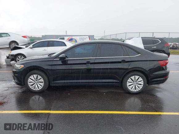 2020 Volkswagen Jetta S z VIN 3VWCB7BU0LM054526, wystawiony jako IAAI lot #42102027 z przebiegiem 75 780 mil mil oraz . Historia ofert i sprzedaży dostępna na DreamBid. Obrazek 14.