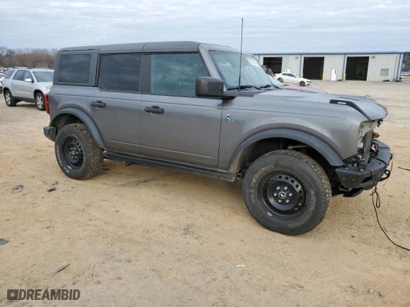 2022 Ford Bronco with VIN 1FMDE5BH1NLB04467, listed as a Copart auction lot 86245454 with 100,171 mi miles and Salvage Title. Bid and sale history available at carsss.com. Image 4.