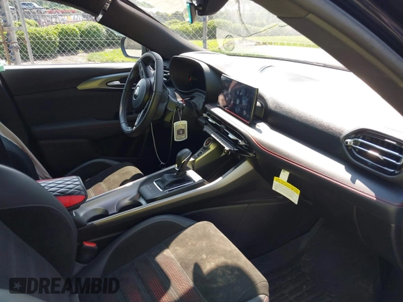 2024 Dodge Hornet GT Plus with VIN ZACNDFAN1R3A13510, listed as a IAAI auction lot 42434612 with 9,867 mi miles and . Bid and sale history available at DreamBid. Image 5.