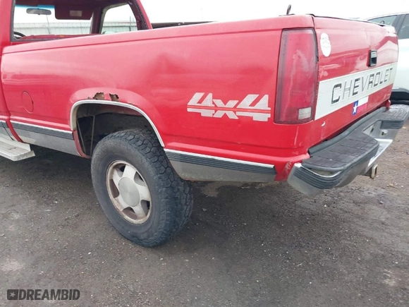 1994 Chevrolet C/K 1500 with VIN 1GCEK14K8RE108027, listed as a IAAI auction lot 41837797 with 293,964 mi miles. Bid and sale history available at carsss.com. Image 6.