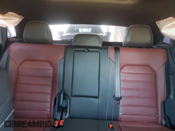 2023 Volkswagen Atlas SEL Premium R-Line z VIN 1V2FE2CA4PC224679, wystawiony jako Copart lot #83774634 z przebiegiem 5 661 mil mil oraz Szkoda całkowita • Salvage title. Historia ofert i sprzedaży dostępna na DreamBid. Obrazek 10.