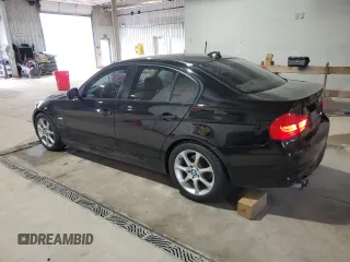 2011 BMW 3 Series 328i xDrive z VIN WBAPK5C57BF125958, wystawiony jako Copart lot #55773745 z przebiegiem 206 743 mil mil oraz Szkoda całkowita • Salvage title. Historia ofert i sprzedaży dostępna na DreamBid. Obrazek 2.
