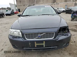 2006 Volvo S80 with VIN YV1TS592561441631, listed as a Copart auction lot 44127585 with 215,682 mi miles and Salvage title. Bid and sale history available at DreamBid. Image 5.