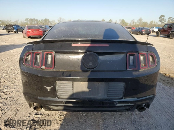 2013 Ford Mustang V6 with VIN 1ZVBP8AM5D5235990, listed as a Copart auction lot 50133225 with 155,947 mi miles and Clean title. Bid and sale history available at DreamBid. Image 6.