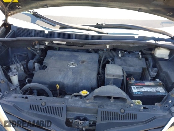 2014 Toyota Sienna LE AAS with VIN 5TDKK3DC4ES445998, listed as a IAAI auction lot 42093872 with 220,943 mi miles. Bid and sale history available at carsss.com. Image 10.