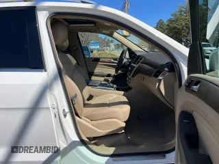 2015 Mercedes-Benz M ML 350 with VIN 4JGDA5JB1FA608992, listed as a Copart auction lot 53400185 with 230,284 mi miles and Clean Title. Bid and sale history available at carsss.com. Image 5.