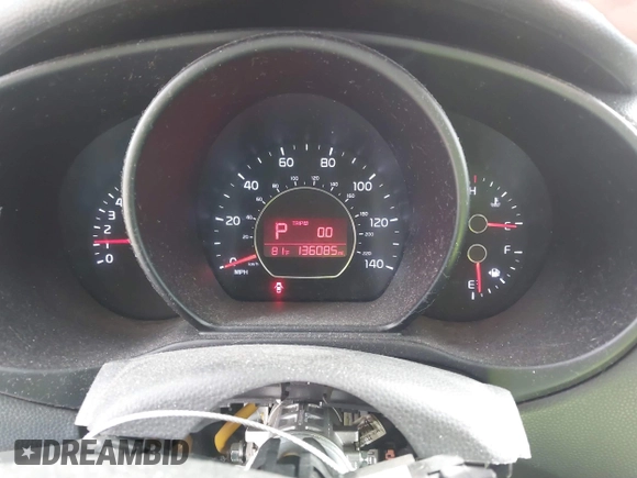 2015 Kia Soul + with VIN KNDJP3A52F7789764, listed as a IAAI auction lot 41728283 with 136,085 mi miles. Bid and sale history available at carsss.com. Image 7.