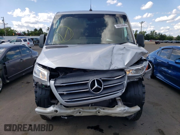 2020 Mercedes-Benz Sprinter Cargo with VIN W1W70BGYXLT025100, listed as a Copart auction lot 60259843 with 56,048 mi miles and . Bid and sale history available at carsss.com. Image 5.