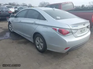 2015 Hyundai Sonata Hybrid Limited with VIN KMHEC4A46FA137237, listed as a IAAI auction lot 41478749 with 125,405 mi miles. Bid and sale history available at carsss.com. Image 3.