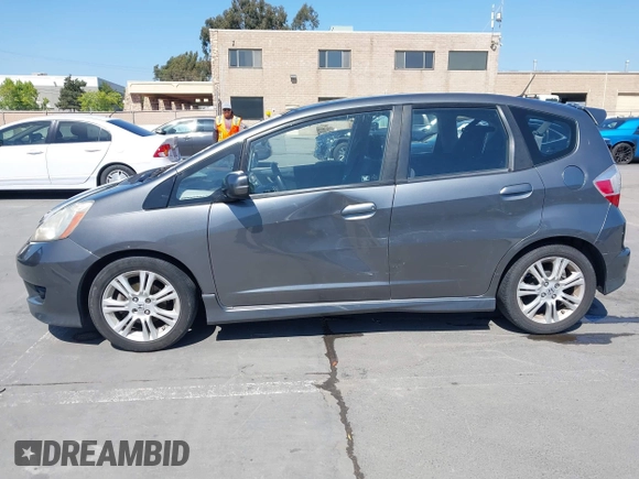 2011 Honda Fit Sport with VIN JHMGE8H52BC006588, listed as a IAAI auction lot 42205351 with 178,981 mi miles and . Bid and sale history available at DreamBid. Image 14.