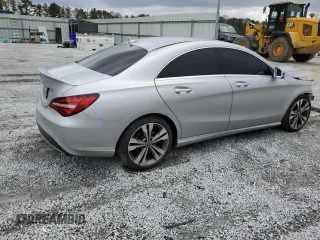 2019 Mercedes-Benz CLA 250 z VIN WDDSJ4EB6KN753731, wystawiony jako Copart lot #47677955 z przebiegiem 82 169 mil mil oraz Szkoda całkowita • Salvage title. Historia ofert i sprzedaży dostępna na DreamBid. Obrazek 3.