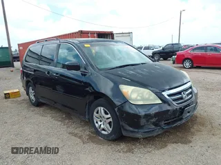 2006 Honda Odyssey EX-L z VIN 5FNRL38786B034585, wystawiony jako IAAI lot #42384939 z przebiegiem 279 298 mil mil oraz . Historia ofert i sprzedaży dostępna na DreamBid. Obrazek 1.