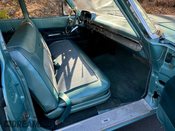 1964 Mercury Monterey z VIN 4W42Y537013, wystawiony jako Copart lot #79842704 z przebiegiem 30 729 mil mil oraz Tytuł czysty. Historia ofert i sprzedaży dostępna na DreamBid. Obrazek 9.