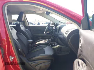 2017 Jeep Compass Latitude with VIN 3C4NJCBB2HT668657, listed as a IAAI auction lot 42027025 with 91,888 mi miles and . Bid and sale history available at DreamBid. Image 5.