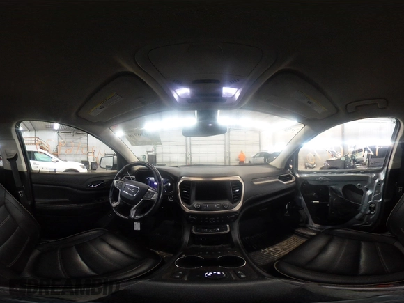 2020 GMC Acadia Denali z VIN 1GKKNXLS8LZ123453, wystawiony jako IAAI lot #42016970 z przebiegiem 87 358 mil mil oraz . Historia ofert i sprzedaży dostępna na DreamBid. Obrazek 19.