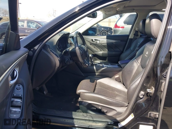 2014 Infiniti Q50 Hybrid Sport with VIN JN1AV7AR8EM700220, listed as a IAAI auction lot 41755814 with 133,154 mi miles. Bid and sale history available at carsss.com. Image 5.