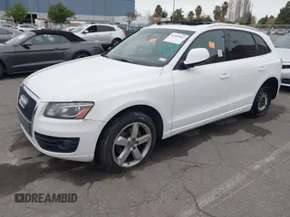 2011 Audi Q5 Premium Plus z VIN WA1LFAFP2BA062898, wystawiony jako IAAI lot #41205967 z przebiegiem 134 143 mil mil oraz . Historia ofert i sprzedaży dostępna na DreamBid. Obrazek 17.