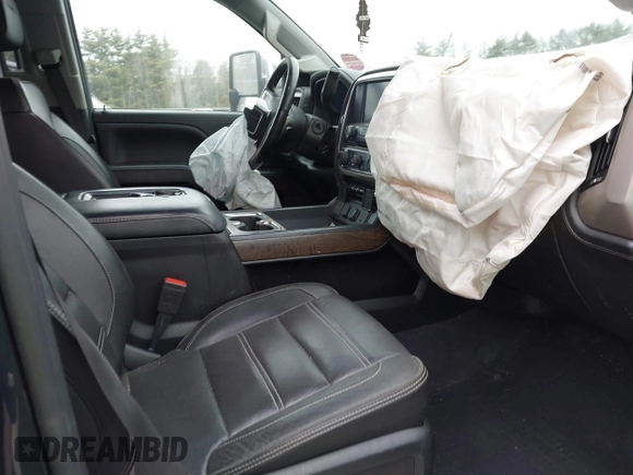 2019 GMC Sierra 2500HD Denali with VIN 1GT12SEY1KF229134, listed as a IAAI auction lot 41641498 with 97,691 mi miles. Bid and sale history available at carsss.com. Image 5.