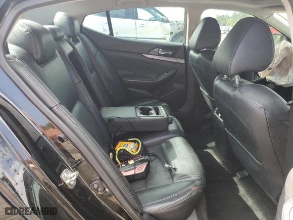 2017 Nissan Maxima SR with VIN 1N4AA6AP8HC377935, listed as a Copart auction lot 50318985 with 154,289 mi miles and Non Repairable. Bid and sale history available at carsss.com. Image 10.