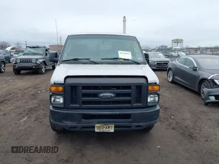 2011 Ford Econoline Passenger XL z VIN 1FBSS3BL4BDA30565, wystawiony jako IAAI lot #41718643 z przebiegiem 230 184 mil mil oraz . Historia ofert i sprzedaży dostępna na DreamBid. Obrazek 11.