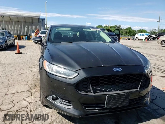 2015 Ford Fusion SE z VIN 1FA6P0HDXF5103053, wystawiony jako Copart lot #57763875 z przebiegiem 121 789 mil mil oraz Szkoda całkowita • Salvage title. Historia ofert i sprzedaży dostępna na DreamBid. Obrazek 13.