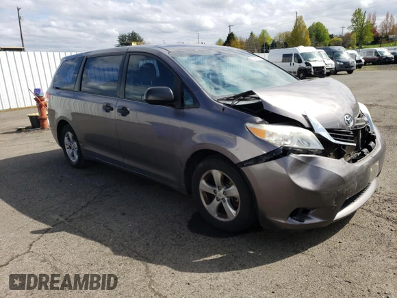 2011 Toyota Sienna with VIN 5TDZK3DC1BS024475, listed as a Copart auction lot 52935365 with 187,063 mi miles and Clean Title. Bid and sale history available at carsss.com. Image 4.