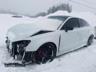 2018 Audi RS 3 z VIN WUABWGFF1J1900271, wystawiony jako Copart lot #86164004 z przebiegiem 98 610 mil mil oraz Szkody całkowita. Historia ofert i sprzedaży dostępna na DreamBid. Obrazek 1.