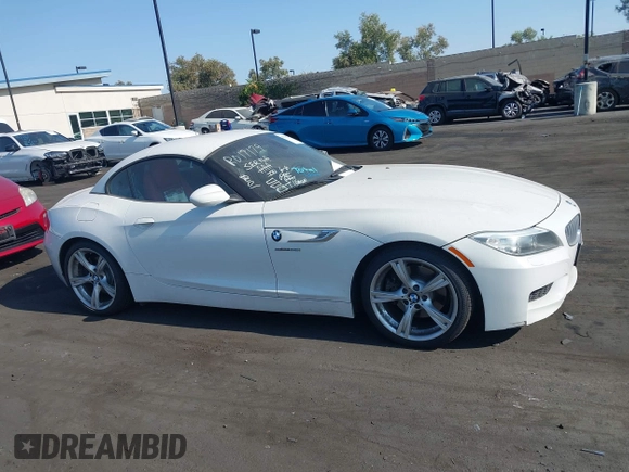 2015 BMW Z4 sDrive35i with VIN WBALM7C56FJ799025, listed as a IAAI auction lot 42707903 with 139,767 mi miles and . Bid and sale history available at DreamBid. Image 14.