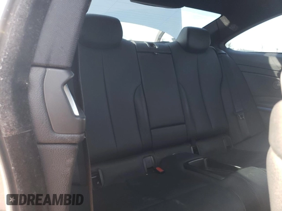 2014 BMW 4 Series 435i xDrive с VIN WBA3R5C55EF785222, выставлен на аукционе Copart как лот 50778755 с пробегом 121 864 миль миль и Списание • Salvage title. История ставок и продаж доступна на DreamBid. Изображение 10.